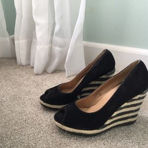 De Blossom Collection Peep Toe Wedges